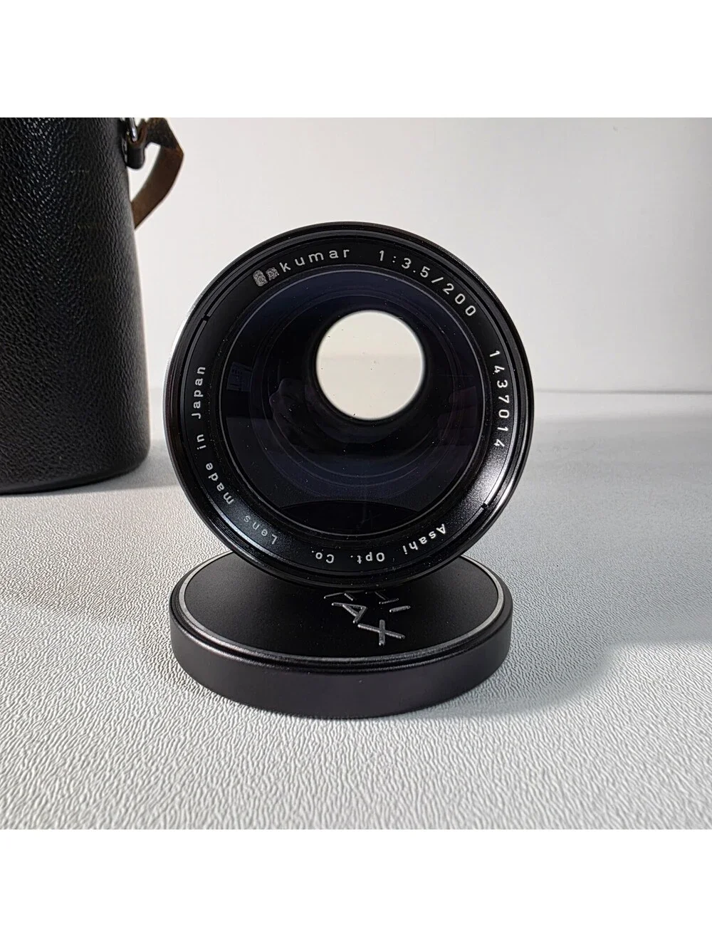 Pentax Takumar 200mm f/3.5 Lens M42 Mount W/Case